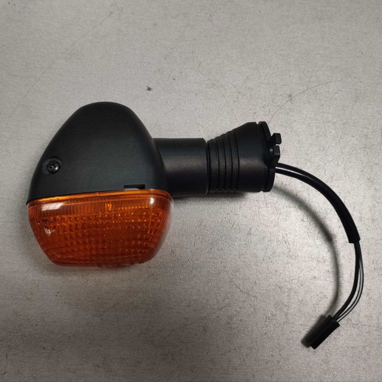Поворотник 10 033 663SUZUKI GSX-R 600 (AD3112)SUZUKI XF 650 FREEWIND (AC)SUZUKI SV 650 (AV)SUZUKI SV 650 S (AV/S)SUZUKI GSX-R 750 (GR7DB)SUZUKI GSX-R 750 INJ. (GR7DA/DB)SUZUKI TL 1000 S (AG) (TL1000S) - Оптика - оптика - Аксессуары - Интернет-магазин мотоэкипировки и мотозапчастей MотоГанза